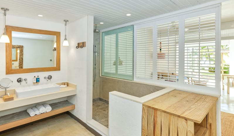 Couple Junior Suite Beach Front